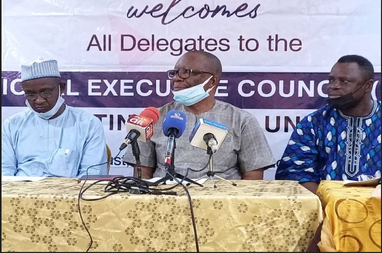 ASUU threatens strike again