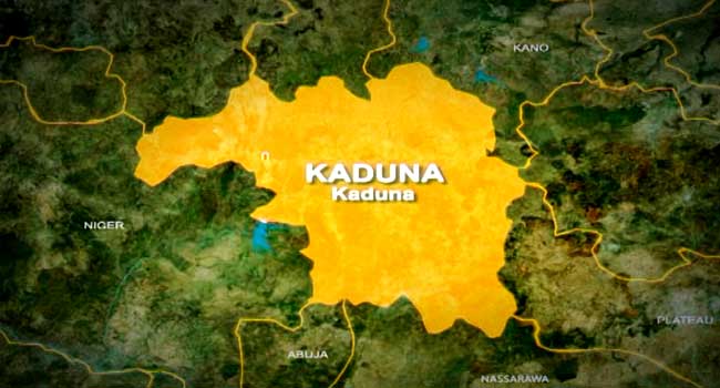 Angry mob lynch three suspected Bandit informants in Kaduna