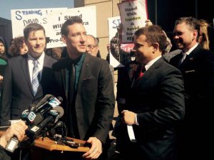 f-abortion-a-20180404-870×650