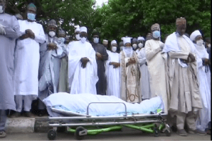 Funtua_prayer_750x499