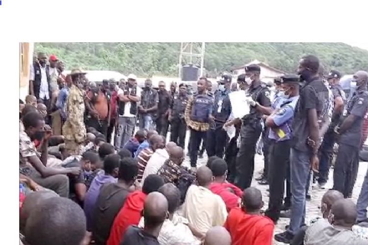 Suspected_criminals_750x499