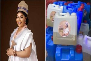 Court on Party Souvenir