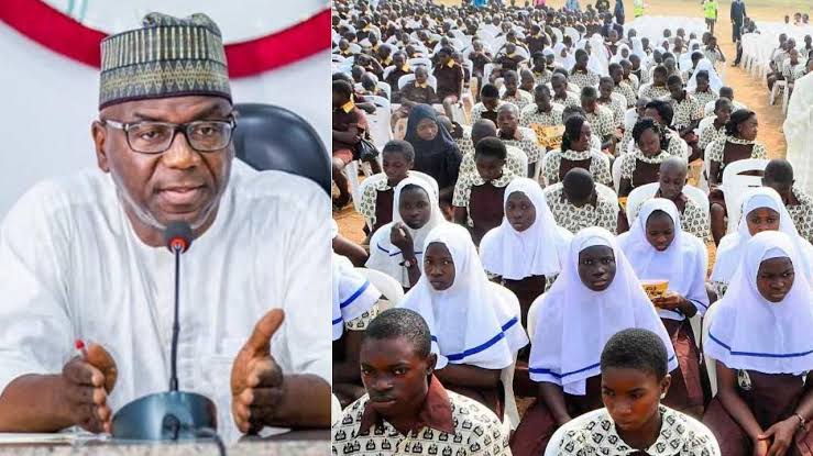 Governor AbdulRazaq receives panel report on Oyun School’s Hijab Question
