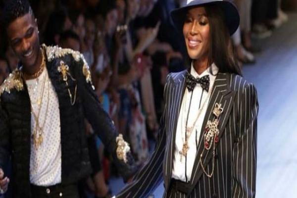 naomi capbell on grammy awards